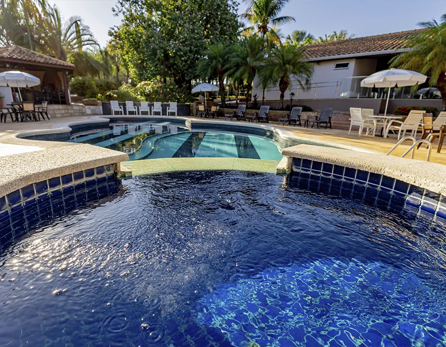 Hotel com Piscina em Holambra